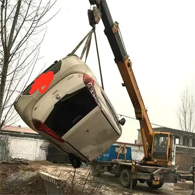 泰州高港随时待命，吊车24小时道路救援服务全解析